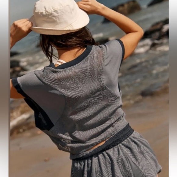 NWT Free People Movement Good Sport Tees in Night Shade Size: Various - Picture 3 of 3